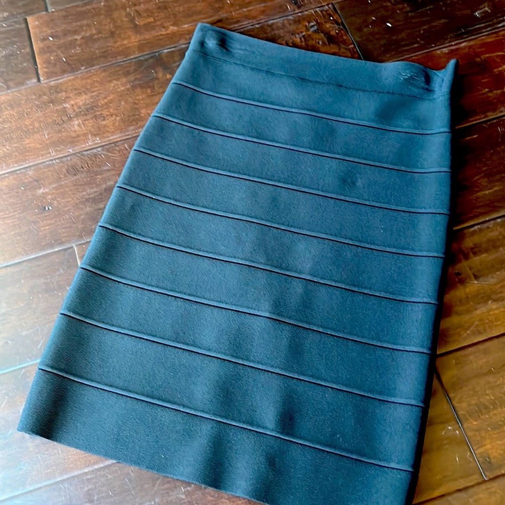 ♠️♠️Black Sexy Bandage BCBG Skirt ♠️♠️